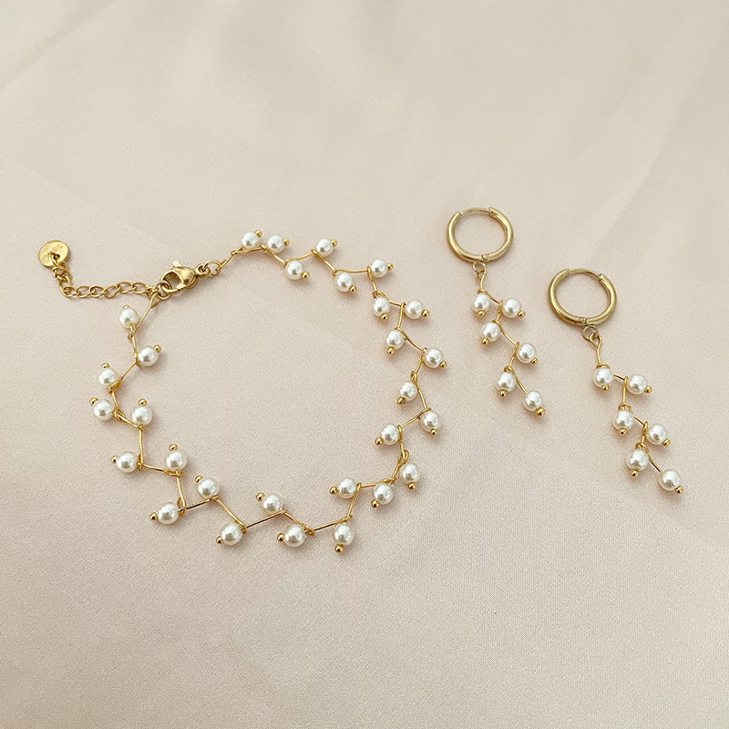 Set de collar, pulsera y anillos | Enchapado oro 18k | Perlas de fantasía