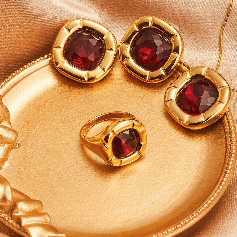 Set de collar, aretes y anillo | Enchapado en oro 18k