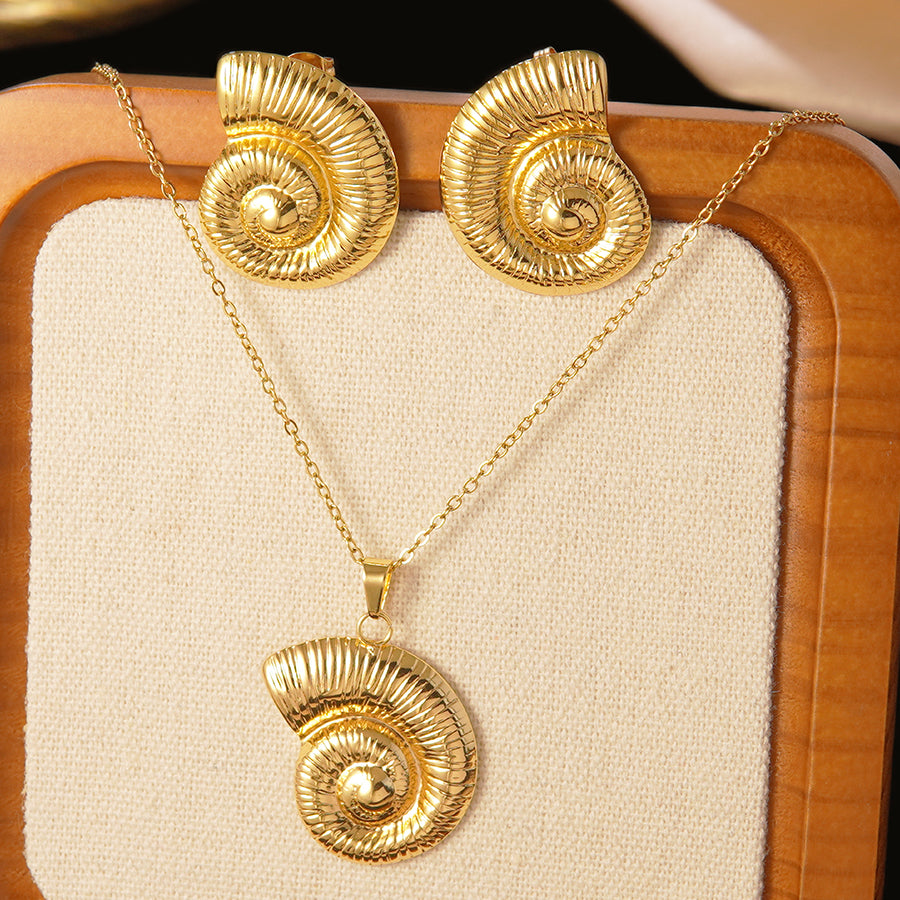 Set de aretes y gargantilla concha marina