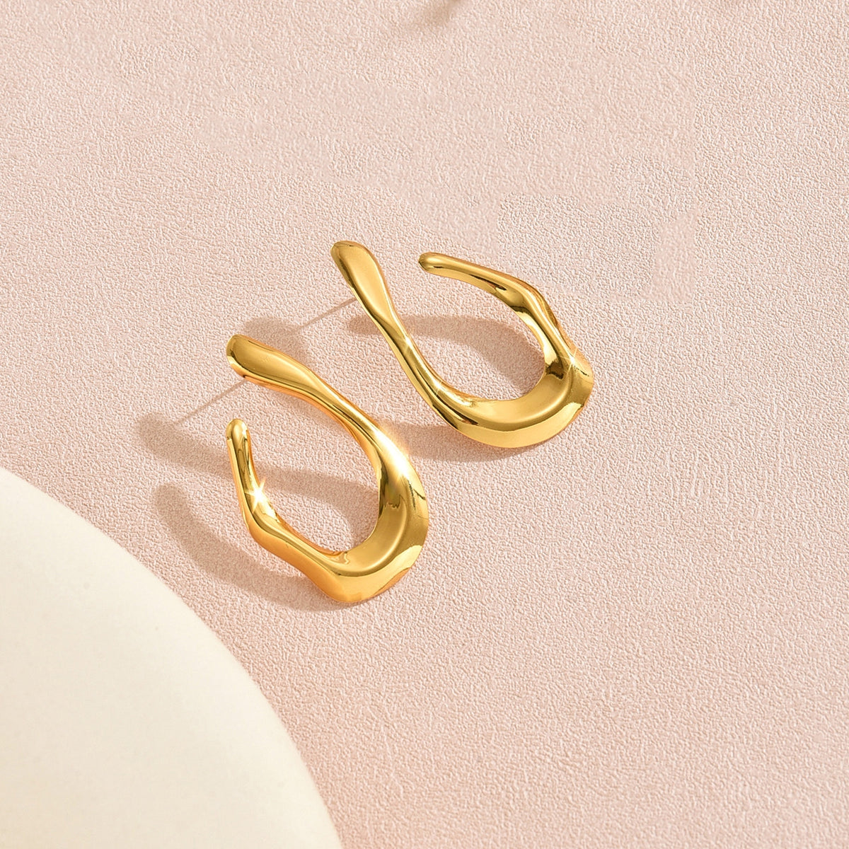 Set de collar y aretes | Enchapado en oro 18k
