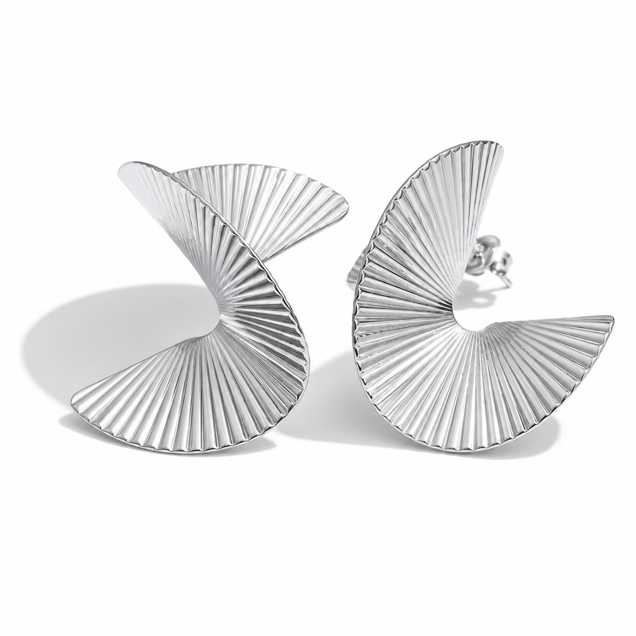 Arete Metal Twist Plateado | Acero Inoxidable