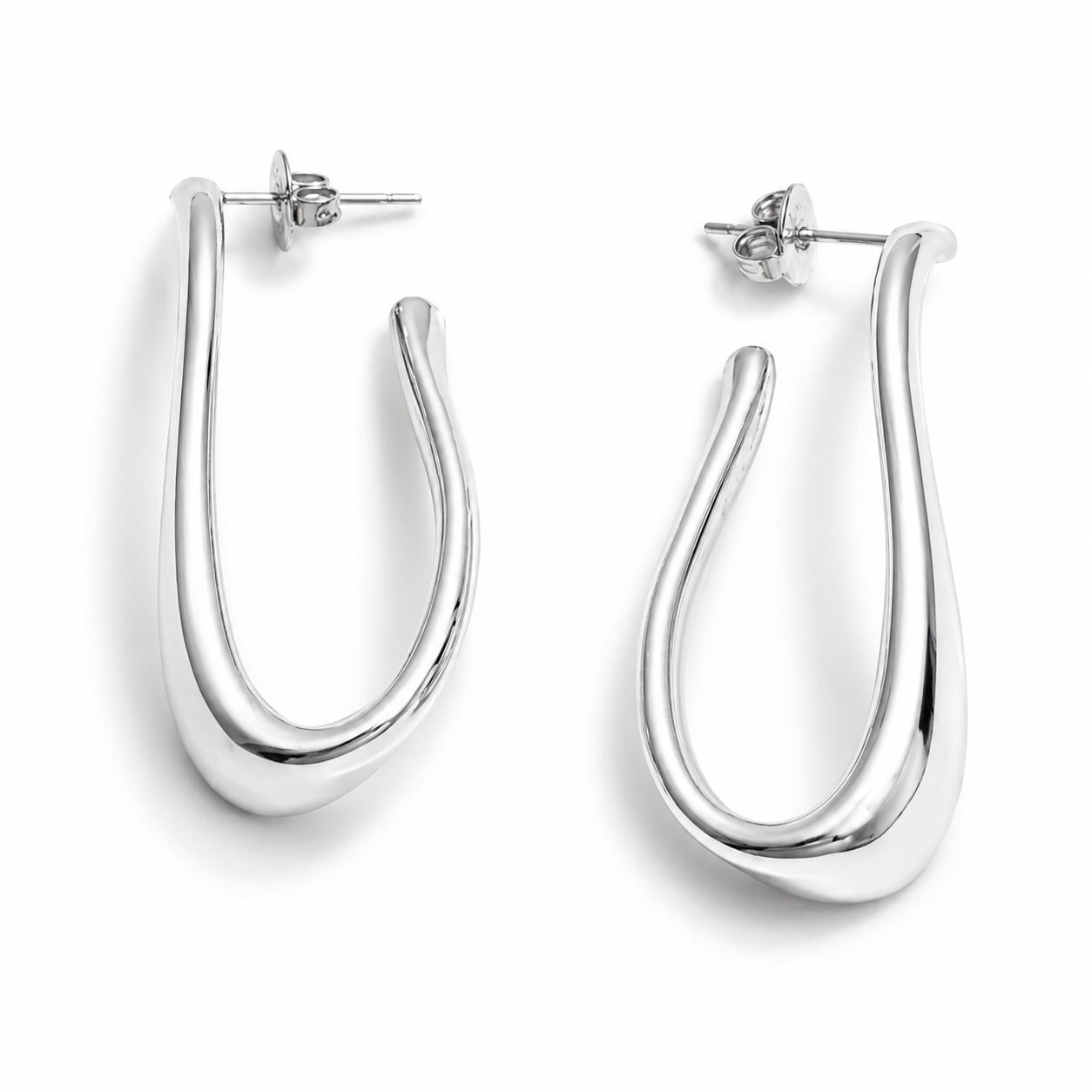 Arete Huggie Plateado | Acero Inoxidable